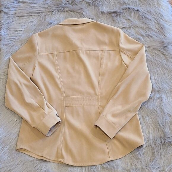 Talbots suade petites tan button up size 2 - Picture 3 of 3